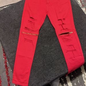 Fashion ripped skinny jeans